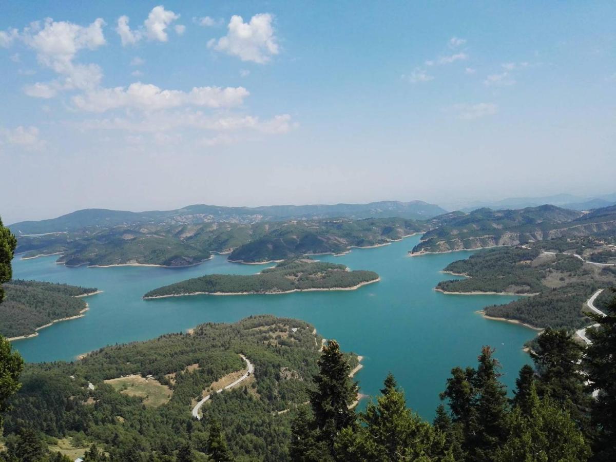 Cosy Lake House, Μια Ανάσα Πριν Τη Λίμνη Kalívia Esterno foto